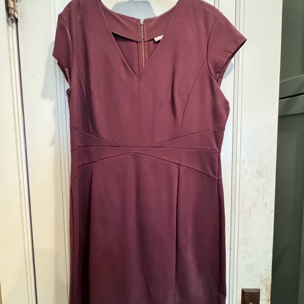 Halogen Rich Plum Midi Dress
